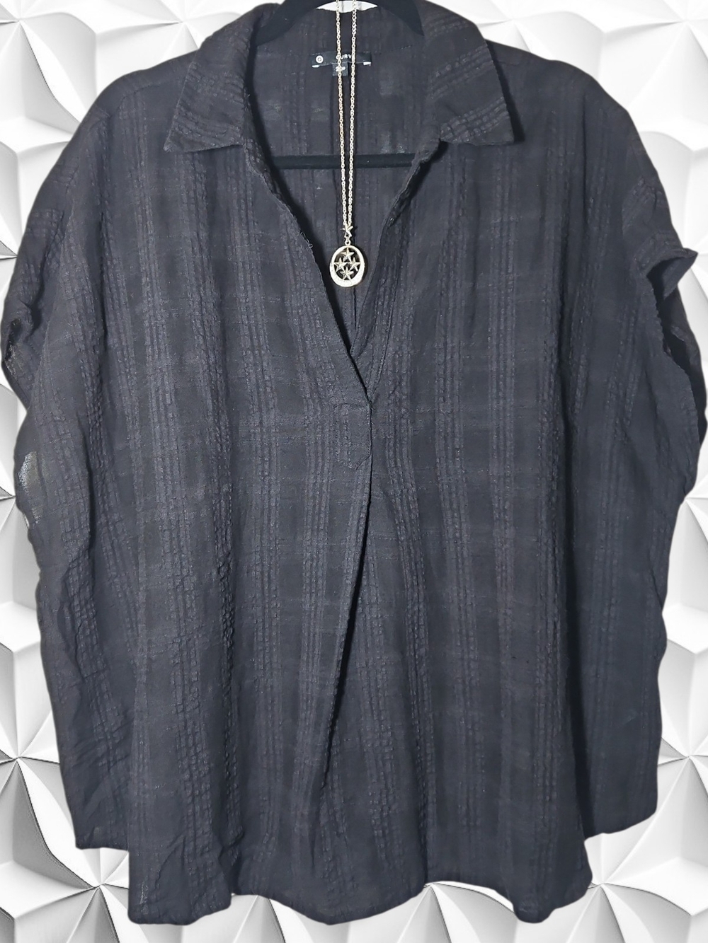 Target Curve Black Searsucker Plaid Short Sleeve V-Neck Blouse Top Plus Size 20+